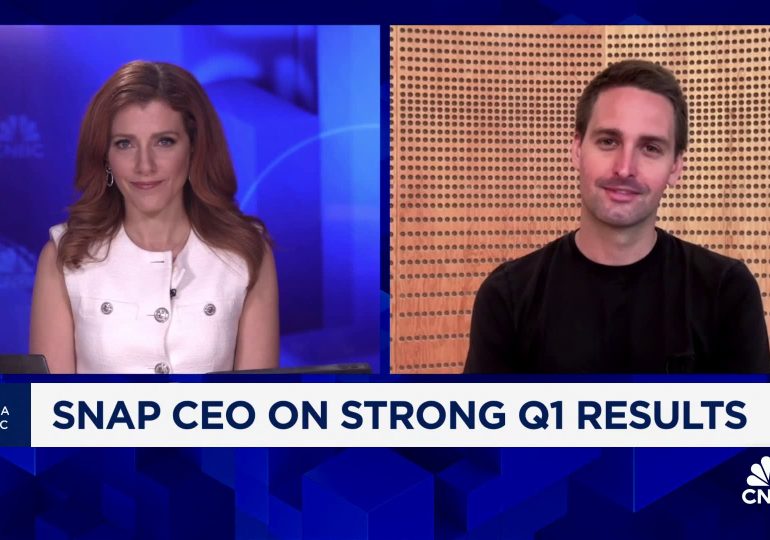 Snap shares rocket 28% after company reports unexpected profit, better-than-expected revenue