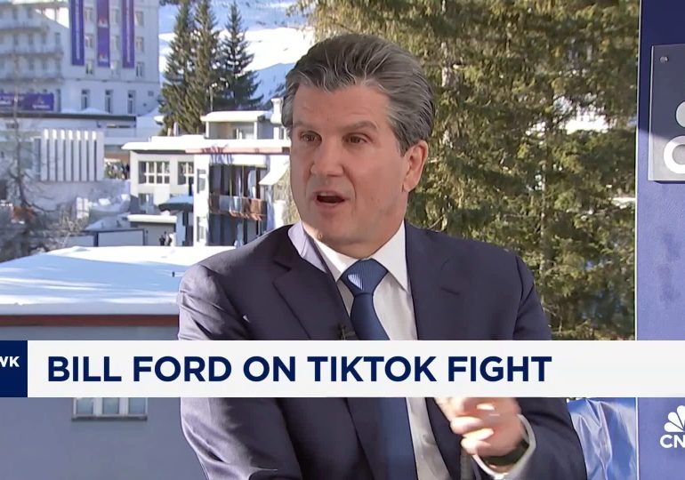 Kevin O'Leary says he would 'love to do a TikTok deal,' but the law prevents it