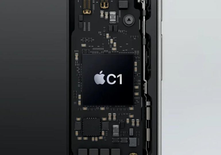 Apple reportedly plans to combine its modem with future processors as a single package