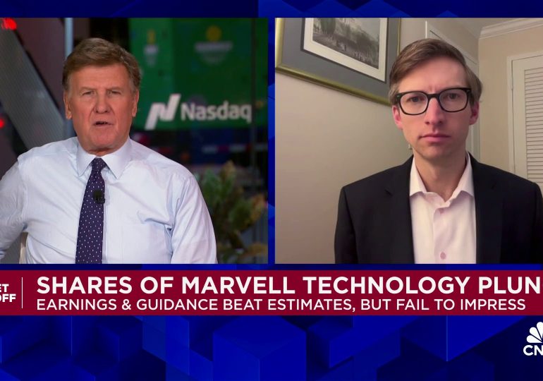 U.S. blacklists over 50 Chinese companies in bid to curb Beijing's AI, chip capabilities