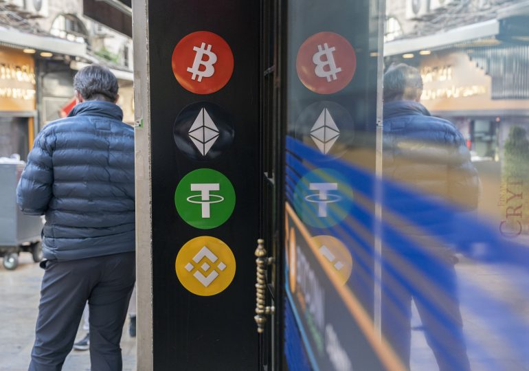 MicroStrategy copycats are getting out of control as Canadian vape company joins fray