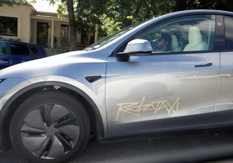 Waymo to begin testing in Philadelphia with safety drivers behind the wheel