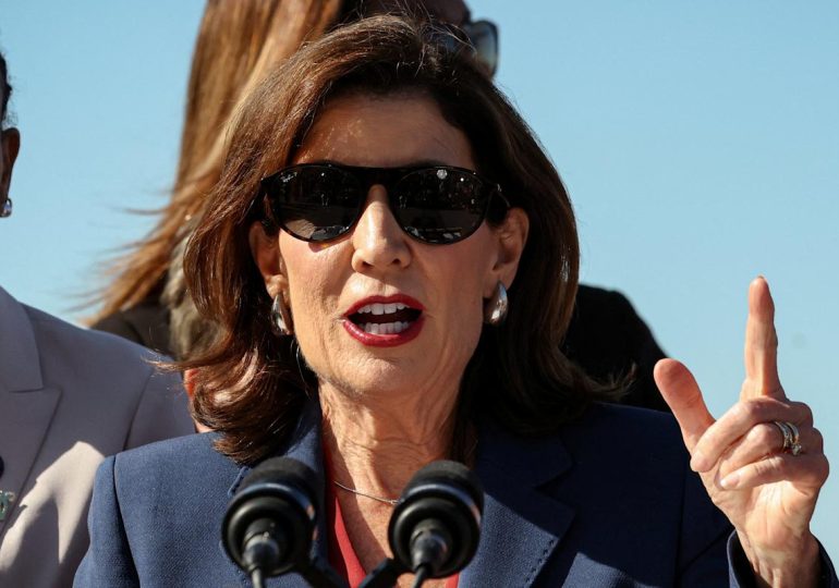 Governor Hochul signs New York's AI safety act