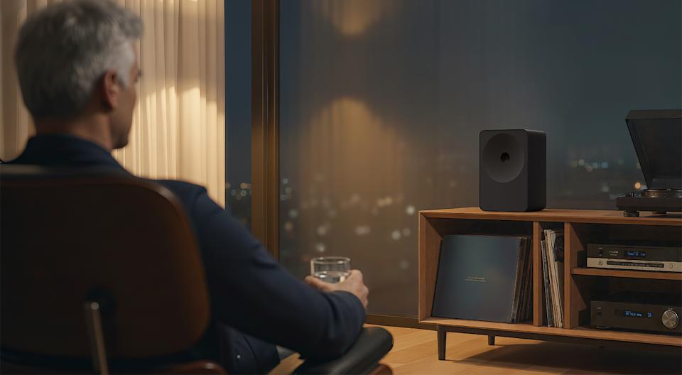 The Samsung Music Studio 7 in a living room.