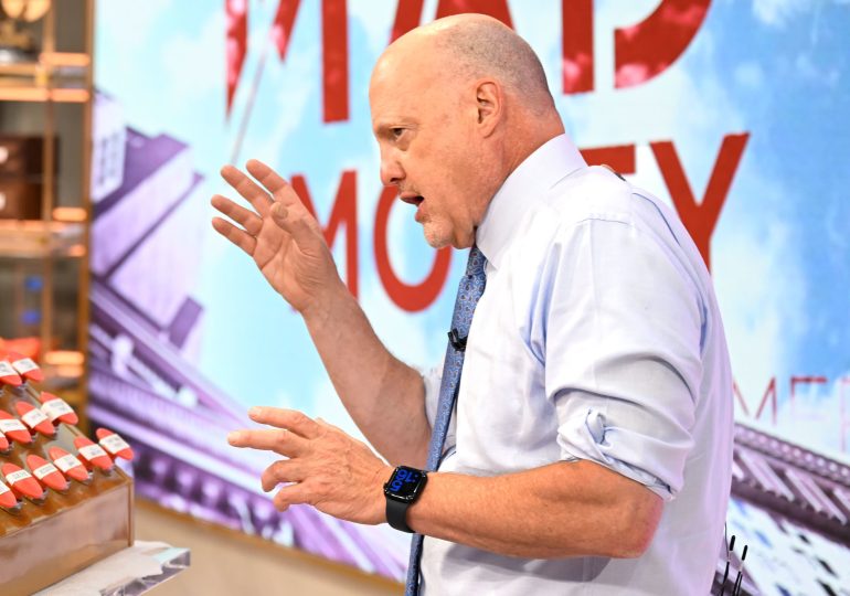 Cramer’s week ahead: Earnings from Meta, Microsoft and Apple. Plus, a Fed meeting