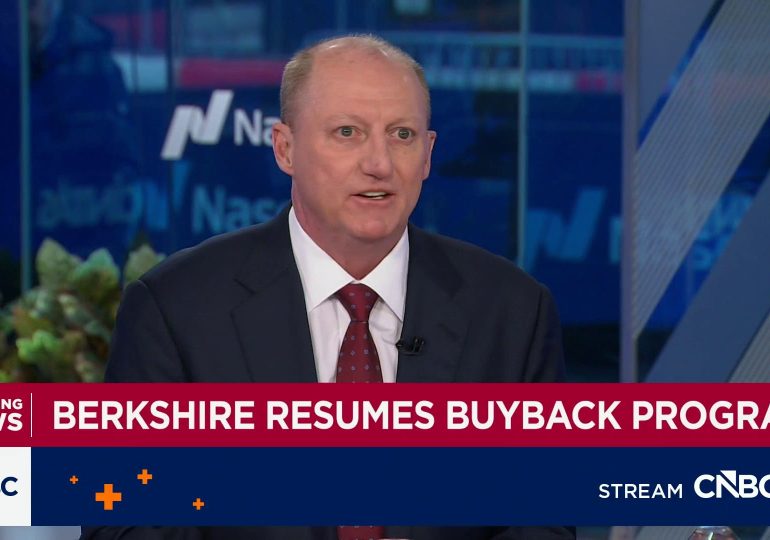 Broadcom earnings, AI's PR problem, Musk takes the stand and more in Morning Squawk