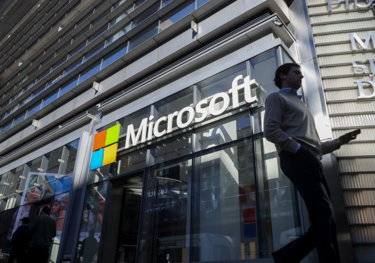 Bill Ackman gets into Microsoft for reasons similar to Cramer's arguments to hold it