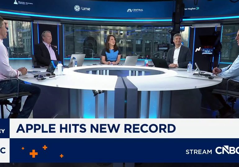 Apple touches $5 trillion market cap for first time