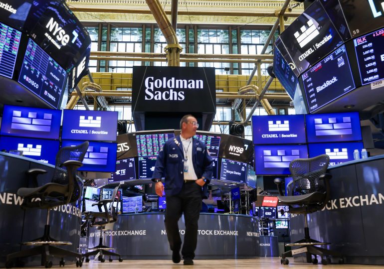 The AI rotation stole the spotlight from a strong start to earnings season