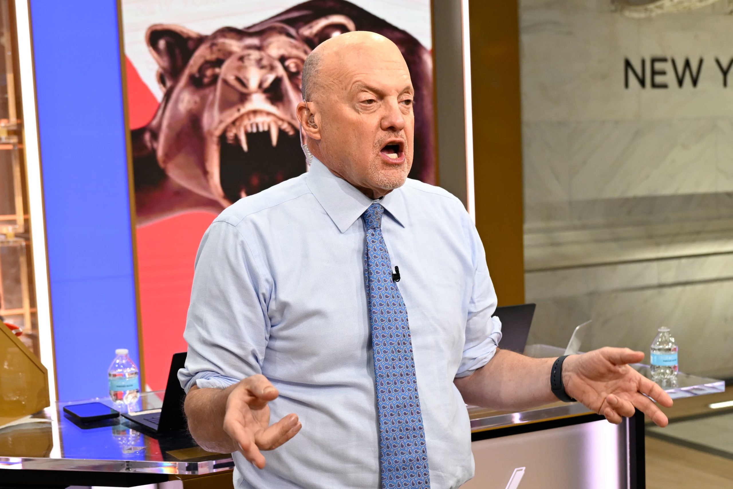 $100 oil isn’t turning Cramer bearish on stocks. Here are 3 reasons why
